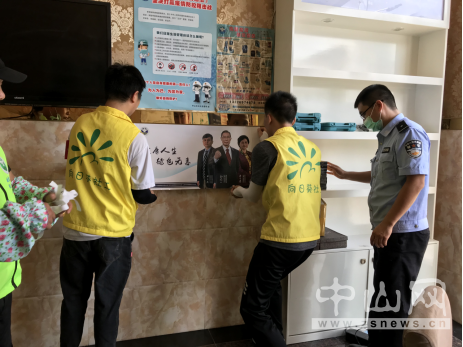 阜沙鎮(zhèn)禁毒信息〔2020〕第121期--阜沙禁毒宣傳進(jìn)場(chǎng)所，鞏牢全民“防毒墻”（2020.8.16）