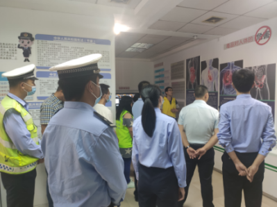 阜沙鎮(zhèn)禁毒信息〔2021〕第75期--阜沙組織單位職工參觀禁毒教育基地（2021.4.8） 620.