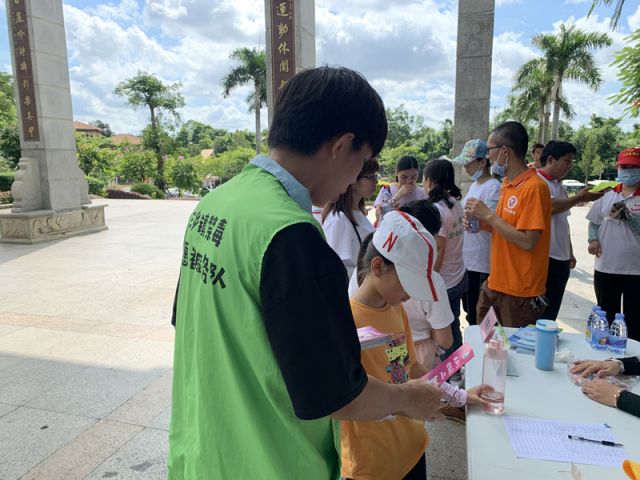 三鄉(xiāng)鎮(zhèn)開展“禁毒不停歇，人生不‘毒’行”宣傳活動(dòng)照片1.jpg