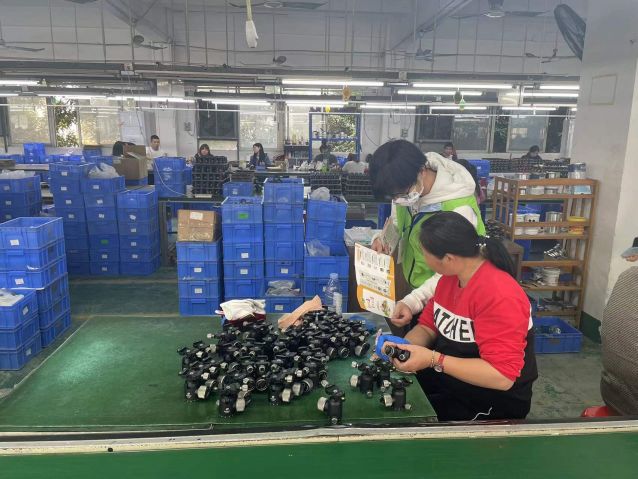 三鄉(xiāng)鎮(zhèn)開展“加強禁毒宣傳， 共創(chuàng)無毒企業(yè)”活動照片3.jpg